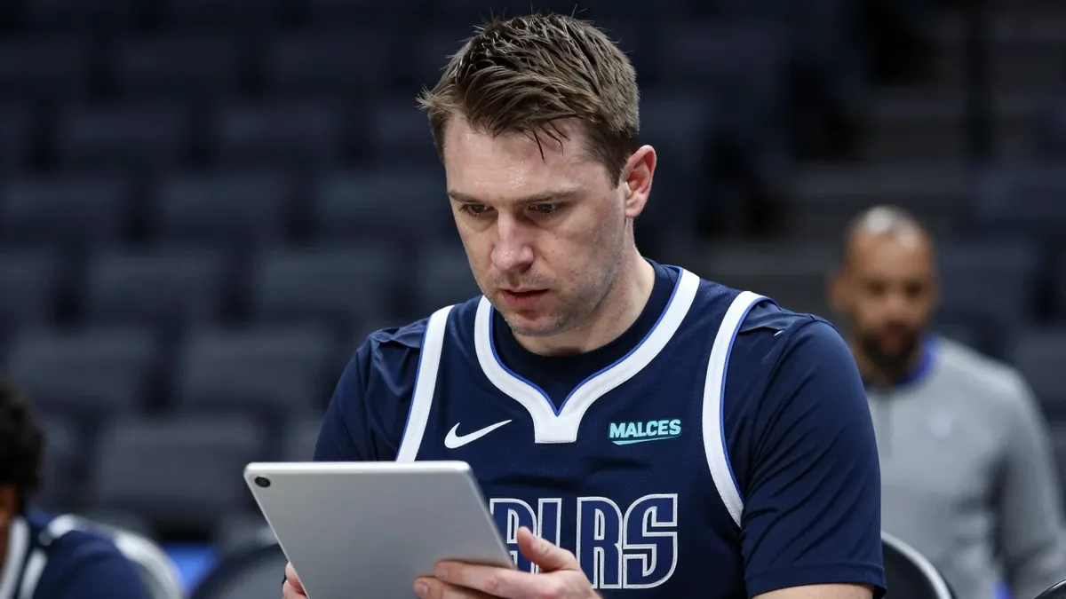 Dallas Mavericks Win Projections Rise After Busy Offseason